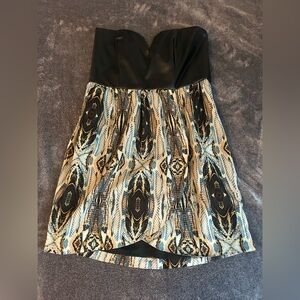 Elegant Black and Gold Patterned Women's Dress